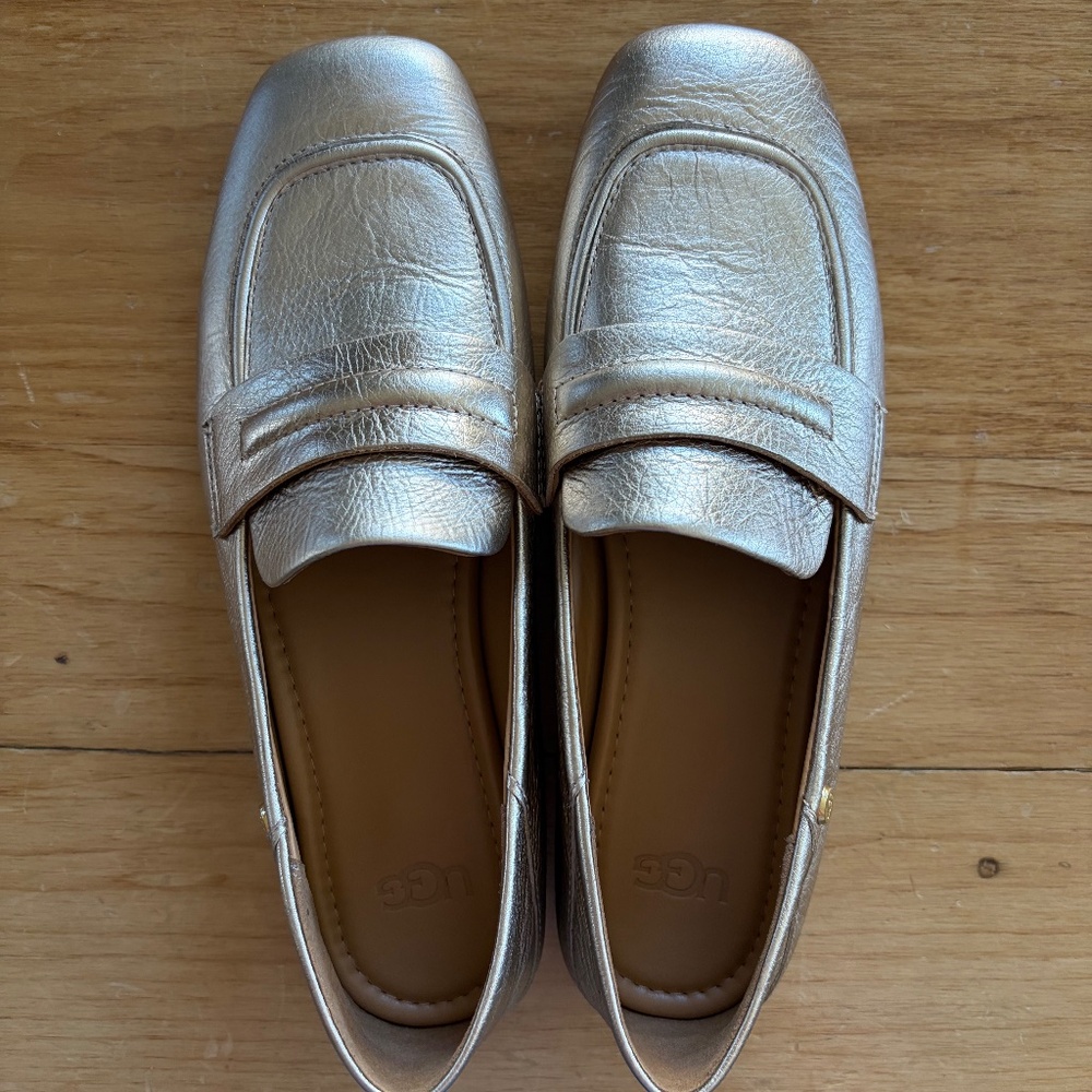 Women’s Janaya Ugg leather gold loafers